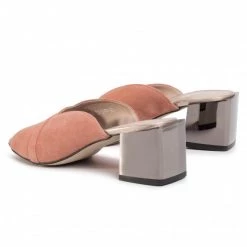 Mules Et Sandales Mules / Sandales De Bain KARINO - 3299/007 J.Brąz Marron -G-Shock Soldes Magasin 0000206933348 03 mg