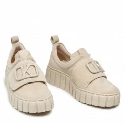 Chaussures Basses KARINO - 4188/001-P C.Beż/Welur Beige 12 Chaussures Basses KARINO - 4188/001-P C.Beż/Welur Beige -G-Shock Soldes Magasin 0000300311950 06 rz