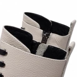 Bottes Et Autres Bottines KARINO - 4403/010-F Biały/Lico Beige -G-Shock Soldes Magasin 05 0000301393566 rz